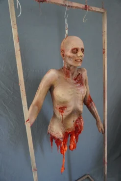 Dapper Cadaver Workshop Hanging Luttra Meat New Haunt Props