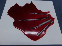 Dapper Cadaver Workshop Blood Pool With Replica Scalpels