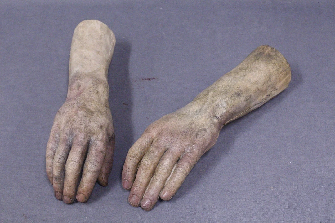 Dapper Cadaver Workshop Decayed & Mummy Dead Nick Half Arms 1 Dapper Cadaver Workshop Decayed & Mummy Dead Nick Half Arms