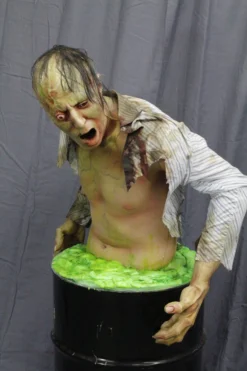 Dapper Cadaver Workshop Mutant Floyd Barrel Topper New Haunt Props